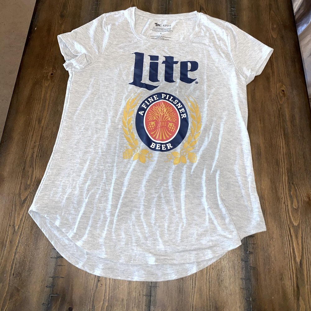 NWOT Women’s Graphic Tee - Miller Lite 2021